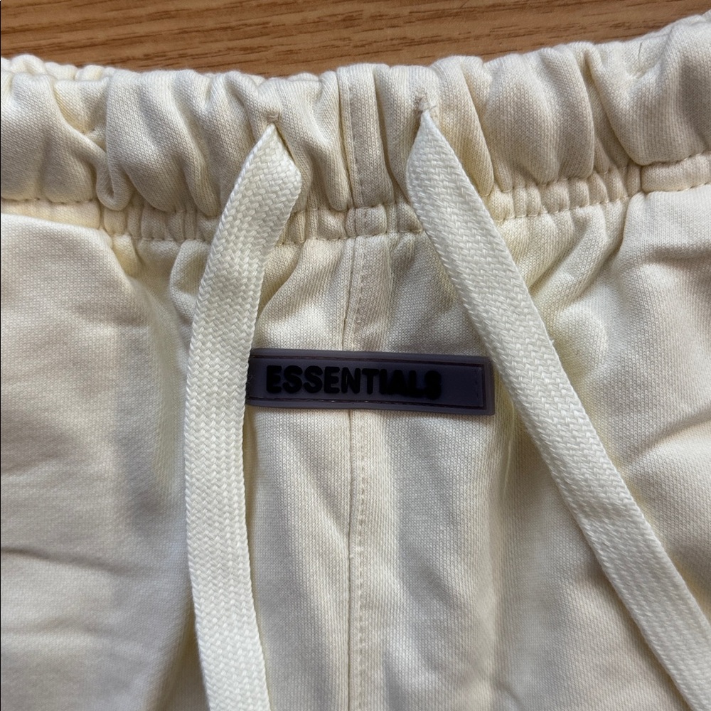 Fear of God Essentials Set ✨ size Medium - Picture 9 of 16